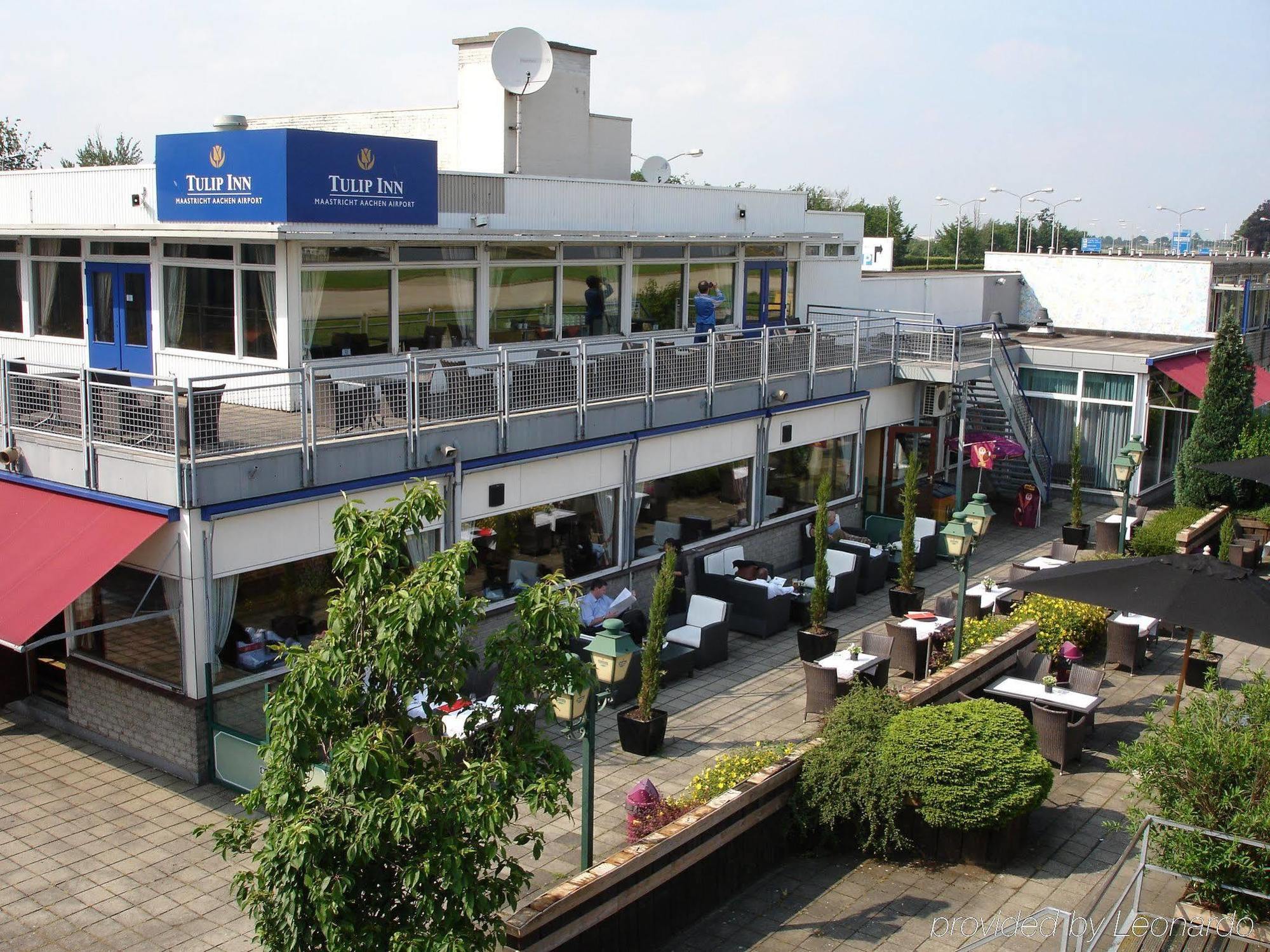 Tulip Inn Maastricht Aachen Airport Bagian luar foto